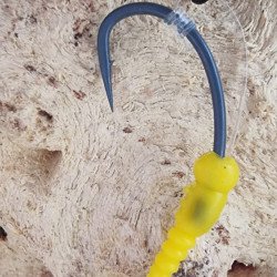 thumbnail image 2 of Korda Ready-Tied IQ2 Fluorocarbon D Rigs – Clear & Invisible Carp Fishing Rigs (3 Or 5 Pack) 2 of 14